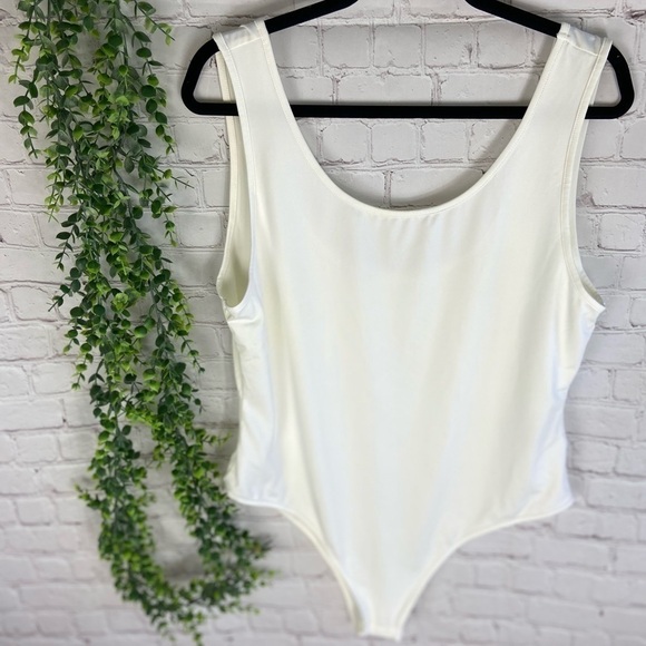 SHEIN plus size curve one piece body suit white 2XL NWOT - Picture 1 of 2